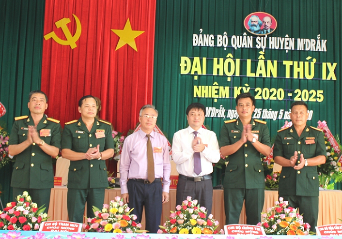 Đảng bộ huyện M’Drắk chuẩn bị tốt Đại hội Đảng các cấp