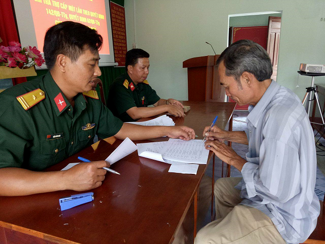 Huyện M'Drắk chi trả gần 3,777 tỷ đồng chế độ trợ cấp theo Quyết định 142, Quyết định 62 của Thủ tướng Chính phủ