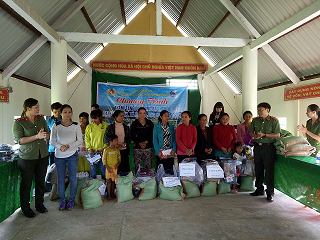 Hiệu quả từ phong trào "Tết vì người nghèo và nạn nhân chất độc da cam" gắn với các cuộc vận động, chương trình lớn do Trung ương hội Chữ thập đỏ (CTĐ) Việt nam phát động