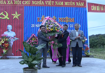 Xã Cư Prao tổ chức Lễ kỷ niệm 20 năm ngày thành lập (18/11/1996-18/11/2016)