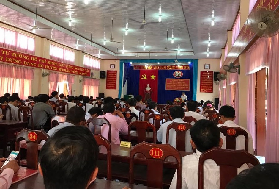 Huyện M'Drắk tổ chức Hội nghị phổ biến, quán triệt Nghị quyết, các Chỉ thị của Bộ Chính trị và Ban Bí thư Trung ương Đảng
