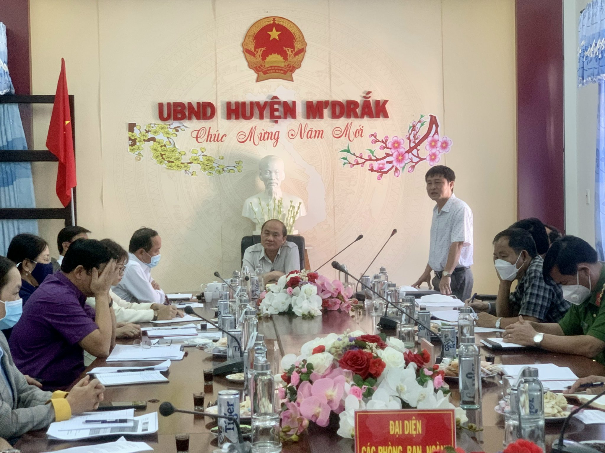 UBND huyện M'Drắk tổ chức gặp mặt đầu Xuân Nhâm Dần 2022