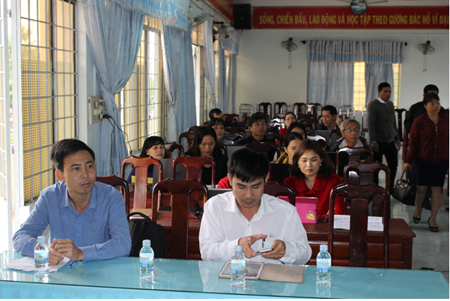 Tập huấn sự dụng hệ thống quản lý văn bản và điều hành (iDesk)