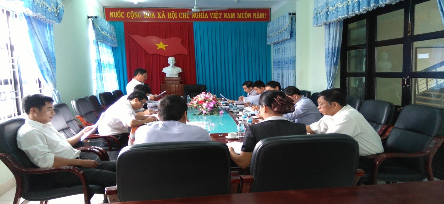 UBND huyện M’Drắk làm việc với Đoàn kiểm tra của Sở Tư pháp 