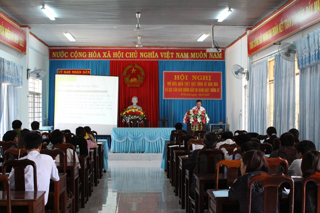 UBND huyện M’Drắk tổ chức Hội nghị phổ biến Luật Thống kê và các văn bản hướng dẫn thi hành