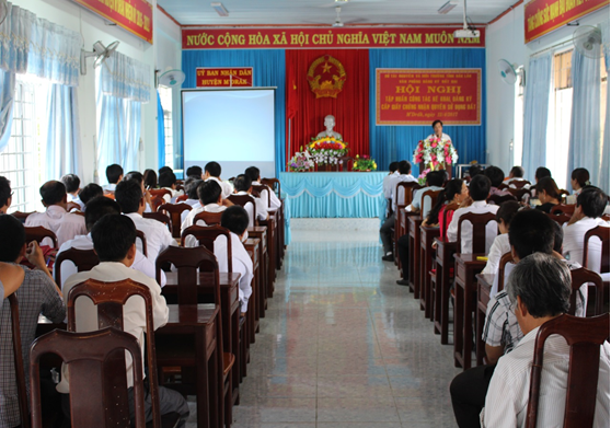 UBND huyện M’Drắk tổ chức Hội nghị tập huấn nghiệp vụ đăng ký, cấp Giấy chứng nhận quyền sử dụng đất