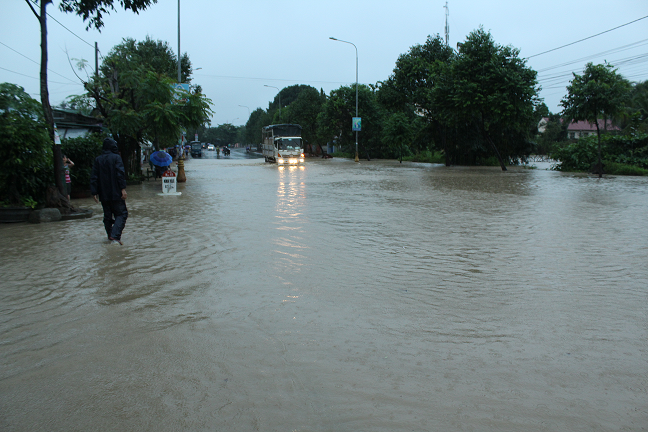 Mưa lớn làm ngập nhiều khu vực trên địa bàn Huyện M’Đrắk