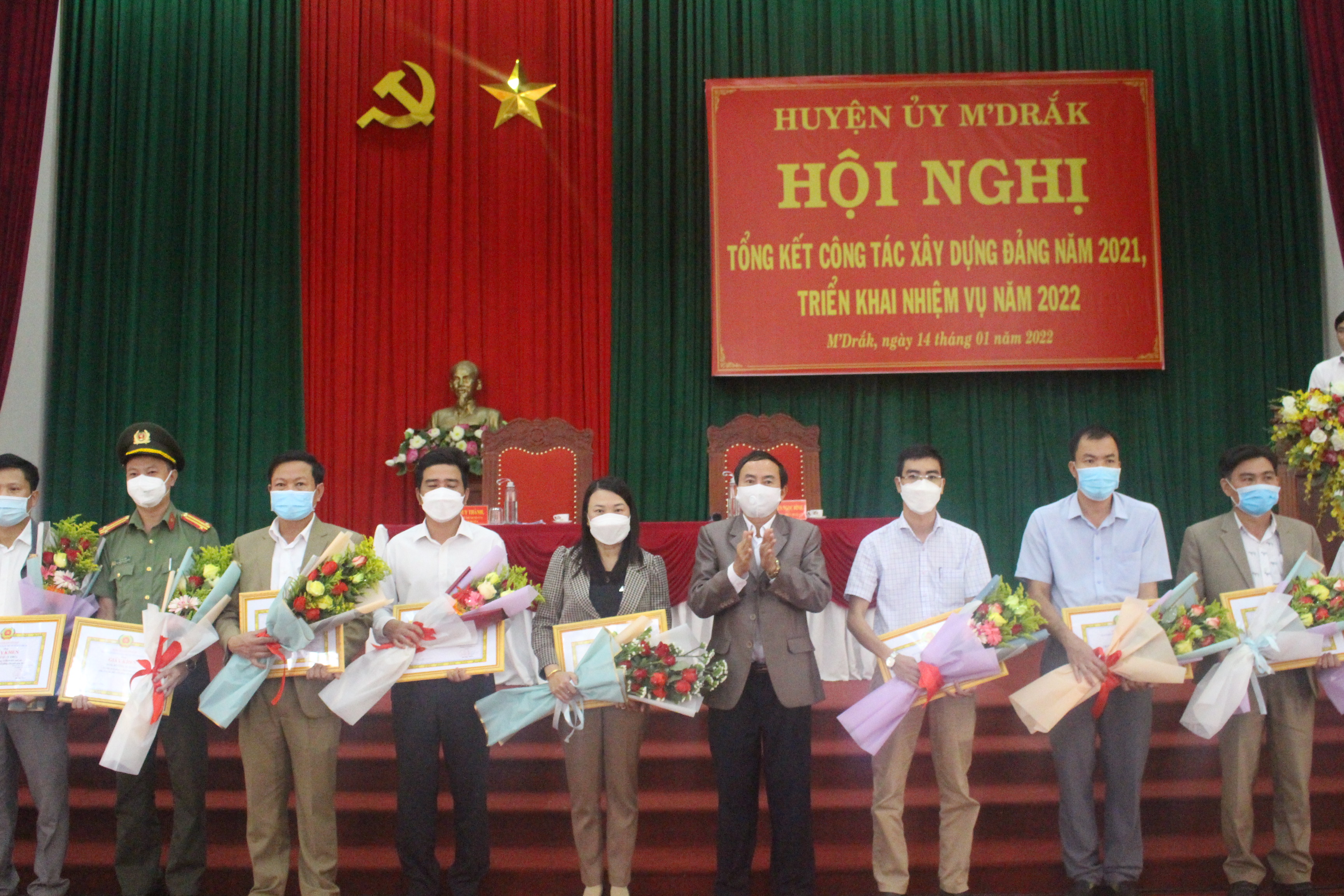 Huyện ủy M’Drắk triển khai nhiệm vụ công tác năm 2022