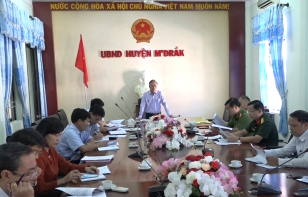 UBND huyện họp Ban tổ chức Đại hội thi đua yêu nước lần thứ IV