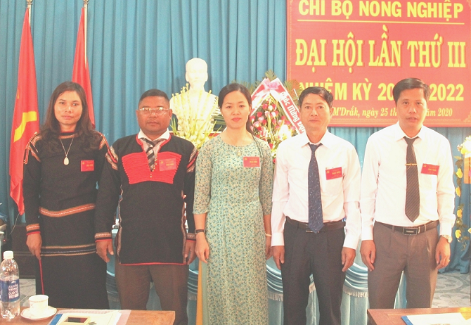 Đại hội điểm Chi bộ Nông nghiệp trực thuộc Đảng bộ Cơ quan Chính quyền huyện M’Drắk