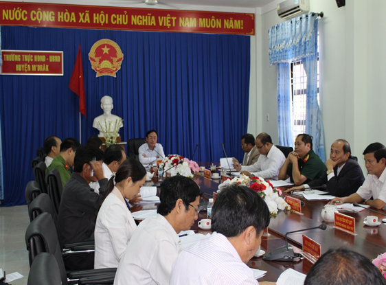 UBND huyện M’Drắk tổ chức Hội nghị giao ban tuần